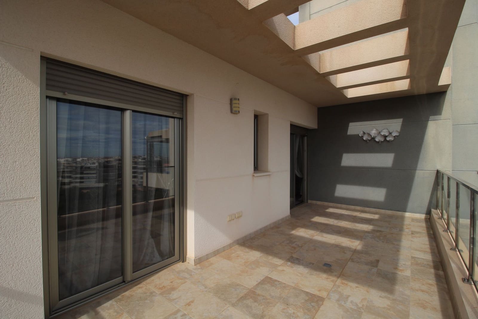 2 Zimmer Apartment zu verkaufen in Villamartin mit Pool Garage - 320.000 € (Ref: 8836320)
