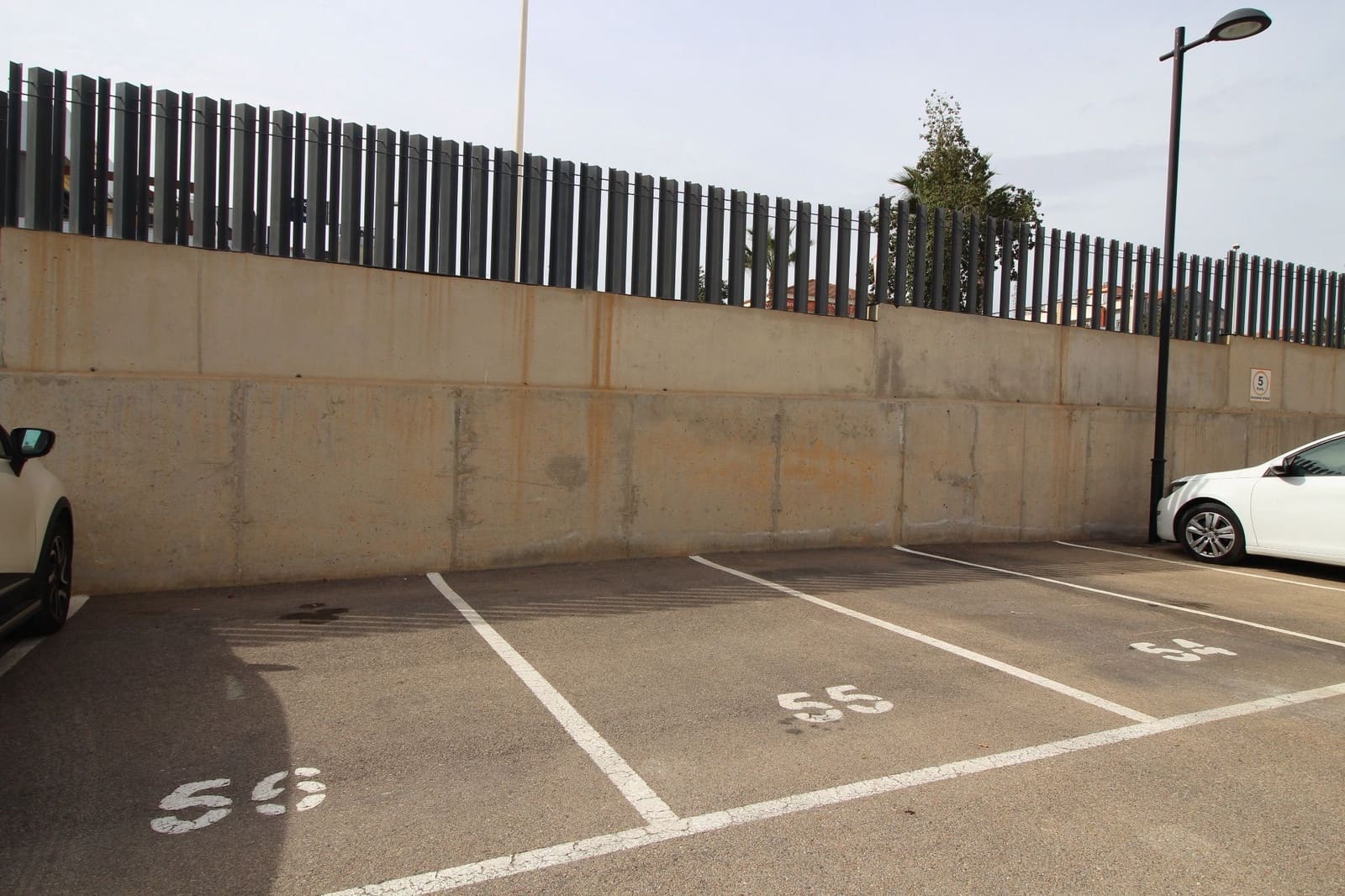 2 Zimmer Apartment zu verkaufen in Villamartin mit Pool Garage - 320.000 € (Ref: 8836320)