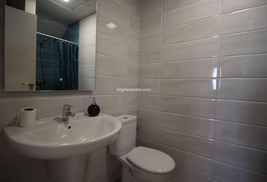 2 makuuhuone Huoneisto myytävänä paikassa Villamartin mukana uima-altaan 
autotalli - 320 000 € (Ref: 8836320)