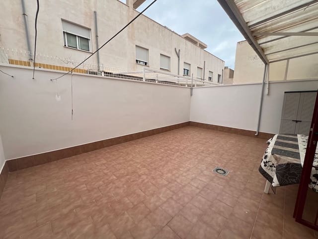 2 makuuhuone Huoneisto myytävänä paikassa Lo Pagan, San Pedro del Pinatar mukana 
autotalli - 149 950 € (Ref: 8856892)