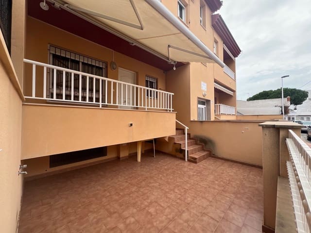 2 makuuhuone Huoneisto myytävänä paikassa Lo Pagan, San Pedro del Pinatar mukana 
autotalli - 149 950 € (Ref: 8856892)