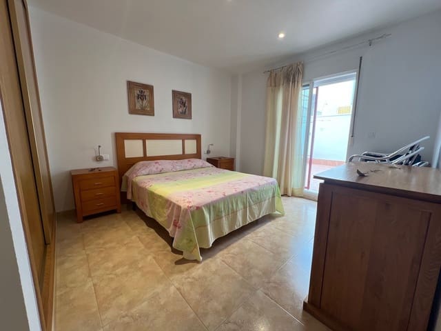 2 makuuhuone Huoneisto myytävänä paikassa Lo Pagan, San Pedro del Pinatar mukana 
autotalli - 149 950 € (Ref: 8856892)