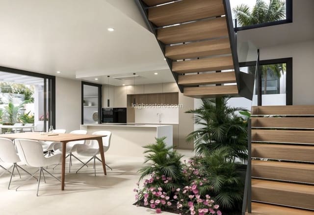 4 soveværelse Villa til salg i Los Balcones med swimmingpool garage - € 850.000 (Ref: 8862366)