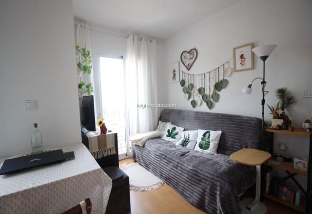 1 slaapkamer Appartement te koop in Villamartin, Orihuela met zwembad garage - € 109.000 (Ref: 8879726)