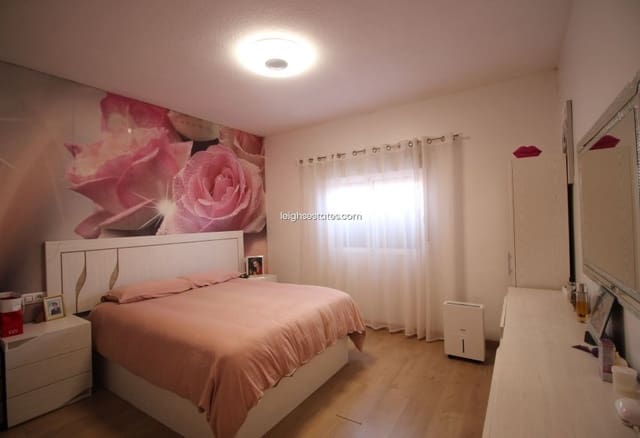 4 makuuhuone Huvila myytävänä paikassa La Regia, Orihuela mukana 
autotalli - 690 000 € (Ref: 8905041)