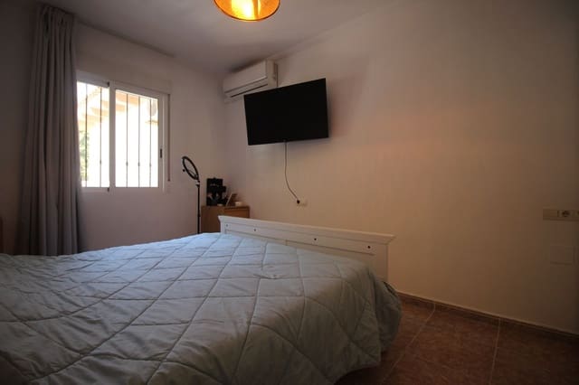 3 bedroom Townhouse for sale in Dehesa de Campoamor, Orihuela with pool - € 287,000 (Ref: 8921082)