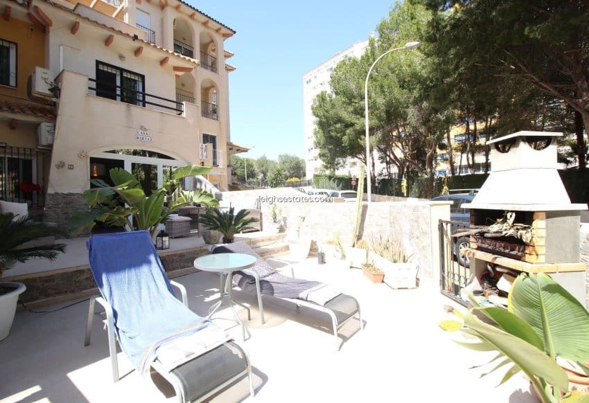 3 soverom Hus til salgs i Dehesa de Campoamor med svømmebasseng - € 287 000 (Ref: 8921082)