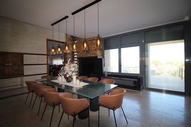 7 bedroom Villa for sale in Dehesa de Campoamor, Orihuela with pool garage - € 3,950,000 (Ref: 8934808)