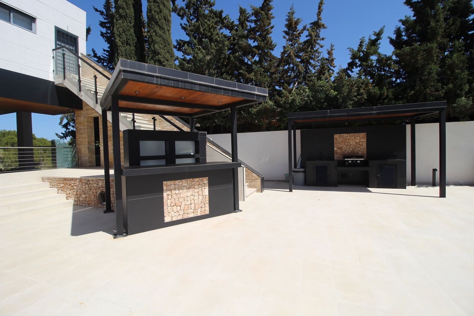 Chalet de 7 habitaciones en Dehesa de Campoamor en venta con piscina garaje - 3.950.000 € (Ref: 8934808)