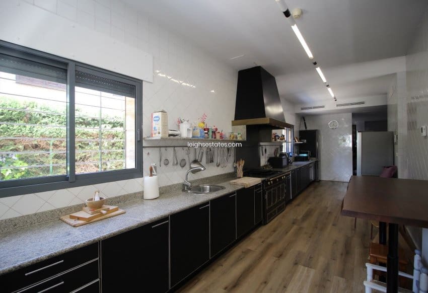 7 sypialnia Willa na sprzedaż w Dehesa de Campoamor z basenem garażem - 3 950 000 € (Ref: 8934808)