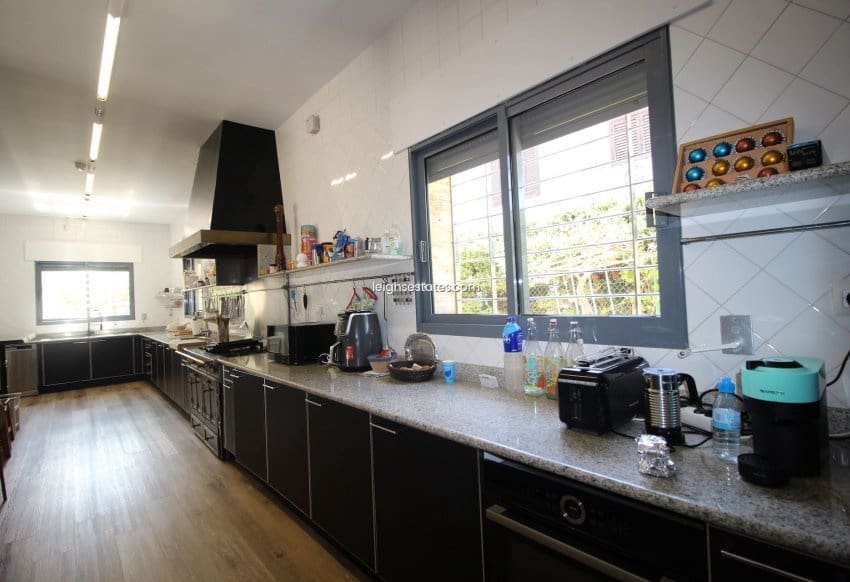 7 sypialnia Willa na sprzedaż w Dehesa de Campoamor z basenem garażem - 3 950 000 € (Ref: 8934808)