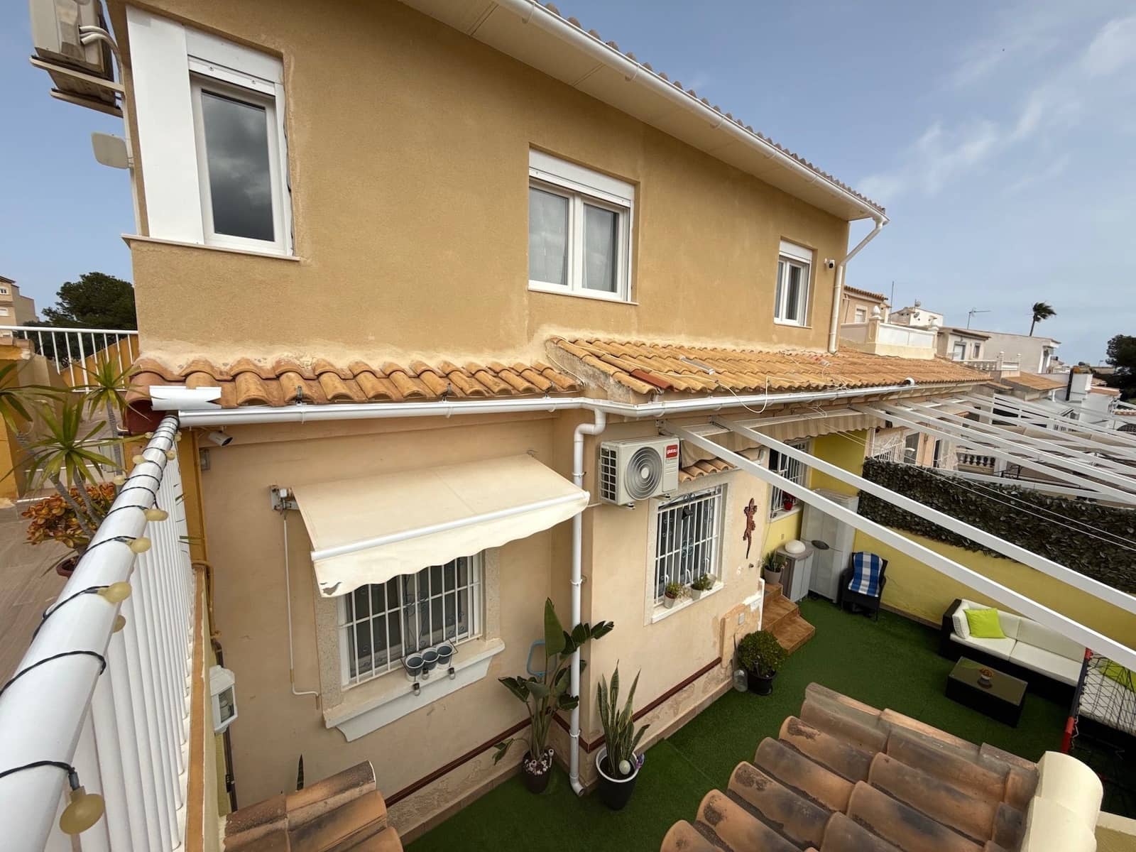 3 sypialnia Dom na sprzedaż w Playa Flamenca - 235 000 € (Ref: 8961138)