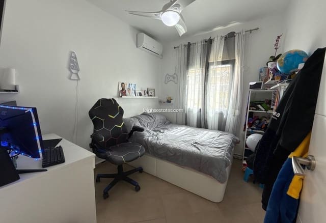 3 sovrum Hus till salu i Playa Flamenca, Orihuela - 235 000 € (Ref: 8961138)