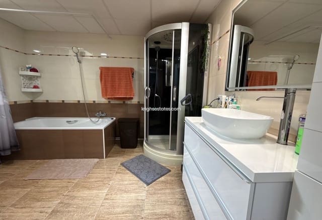 3 sovrum Hus till salu i Playa Flamenca, Orihuela - 235 000 € (Ref: 8961138)