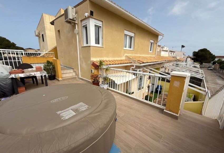 3 quarto Casa em Banda para venda em Playa Flamenca - 235 000 € (Ref: 8961138)