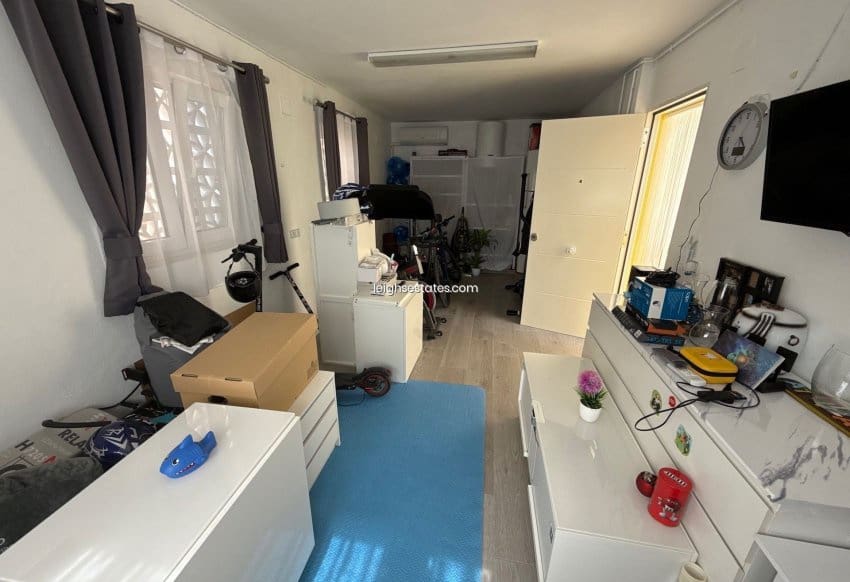 3 quarto Casa em Banda para venda em Playa Flamenca - 235 000 € (Ref: 8961138)