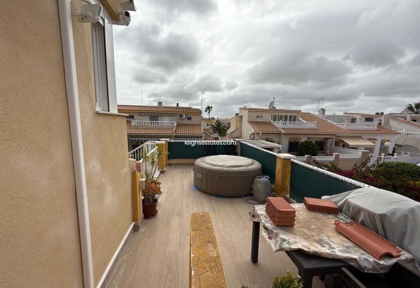 3 quarto Casa em Banda para venda em Playa Flamenca - 235 000 € (Ref: 8961138)