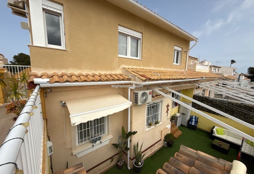 3 quarto Casa em Banda para venda em Playa Flamenca - 235 000 € (Ref: 8961138)