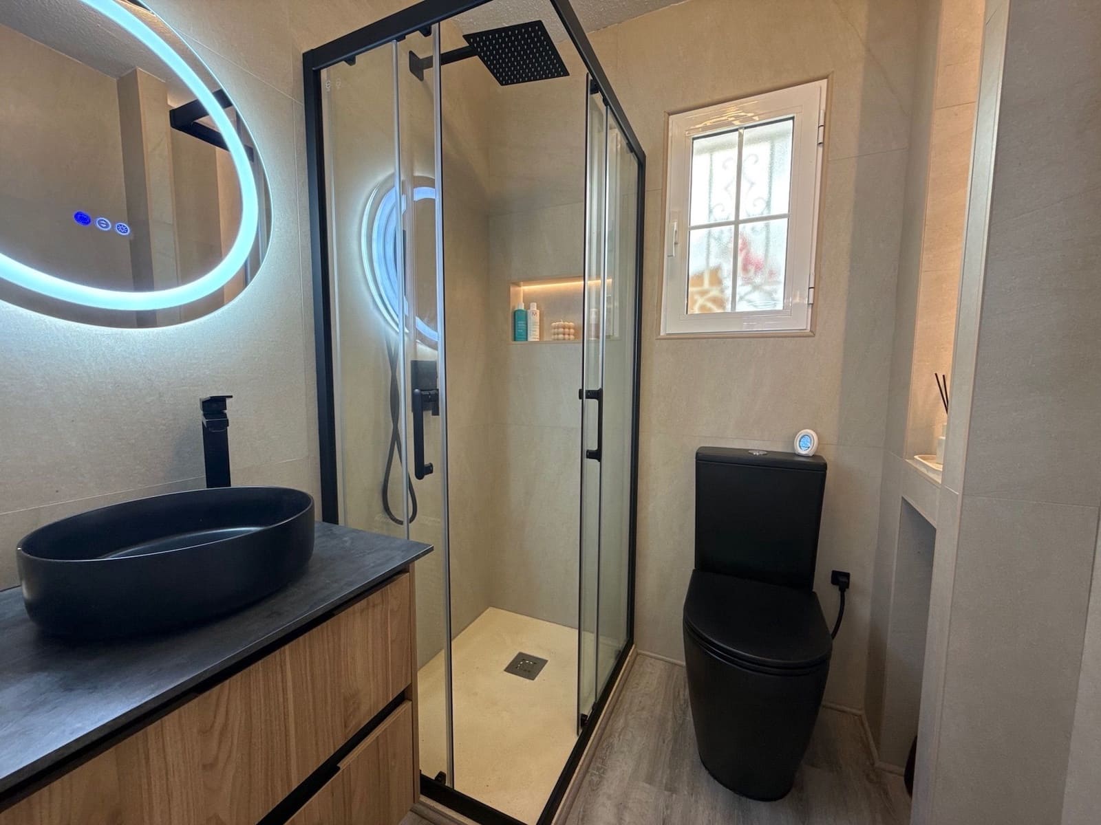 3 sypialnia Dom na sprzedaż w Villamartin z basenem garażem - 259 000 € (Ref: 8975781)