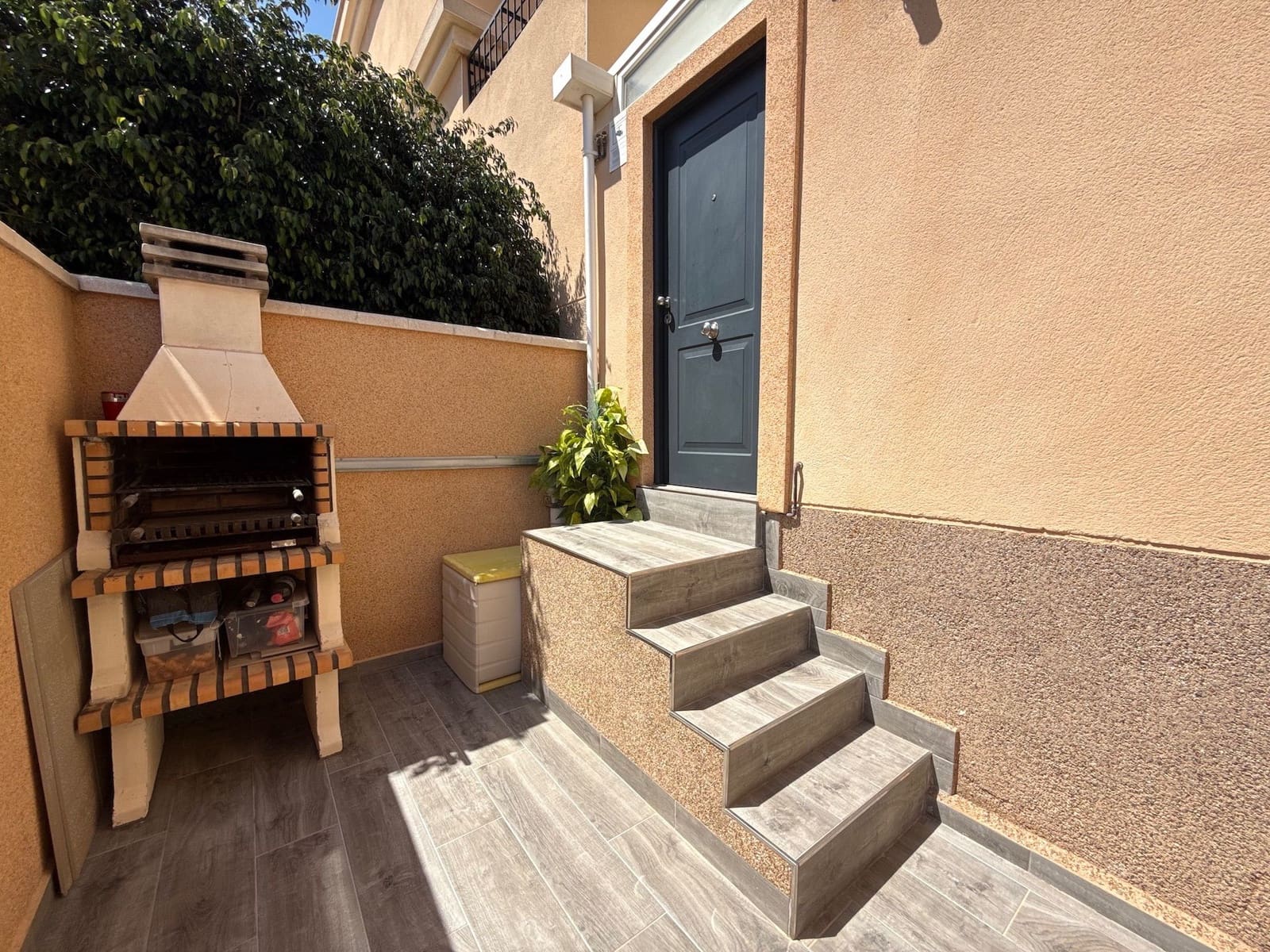 3 sypialnia Dom na sprzedaż w Villamartin z basenem garażem - 259 000 € (Ref: 8975781)