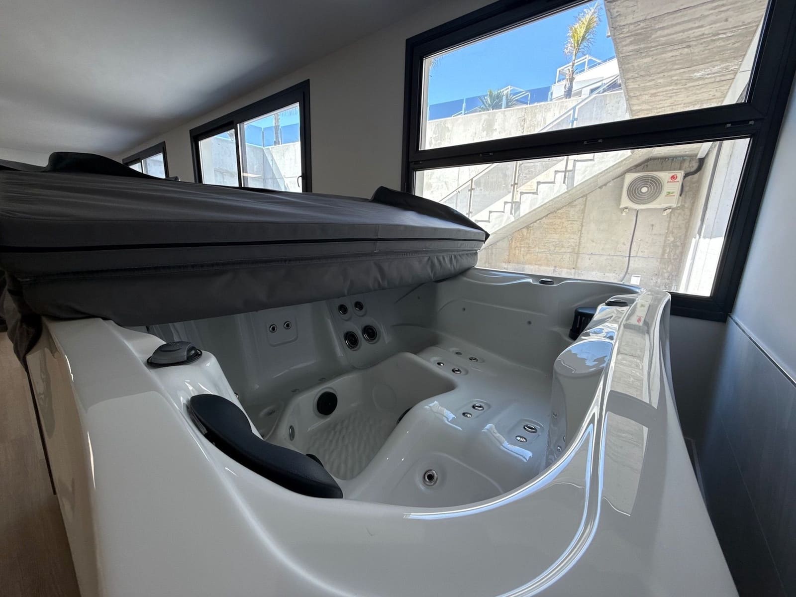 3 bedroom Apartment for sale in Playa Flamenca with pool garage - € 485,000 (Ref: 9000759)