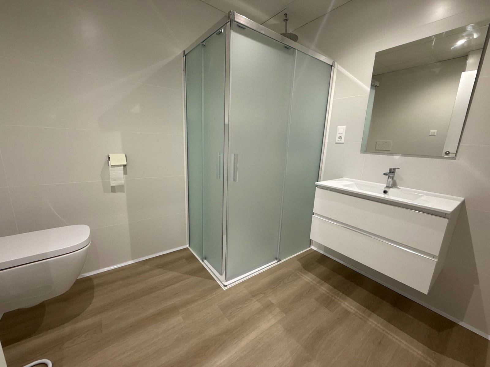 3 bedroom Apartment for sale in Playa Flamenca with pool garage - € 485,000 (Ref: 9000759)