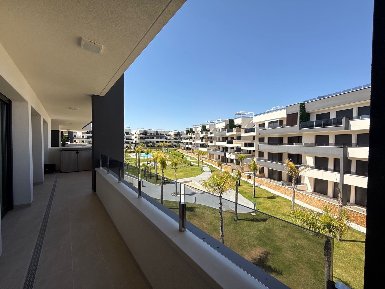 3 bedroom Apartment for sale in Playa Flamenca with pool garage - € 485,000 (Ref: 9000759)