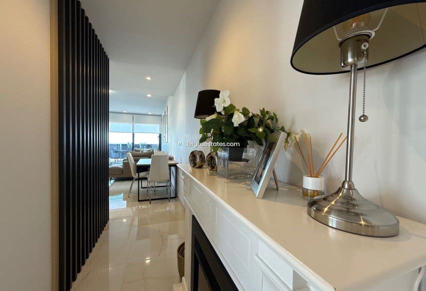 3 chambre Appartement à vendre à Playa Flamenca avec piscine - 485 000 € (Ref: 9000759)