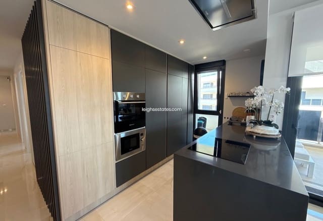 3 makuuhuone Huoneisto myytävänä paikassa Playa Flamenca, Orihuela mukana uima-altaan - 485 000 € (Ref: 9000759)