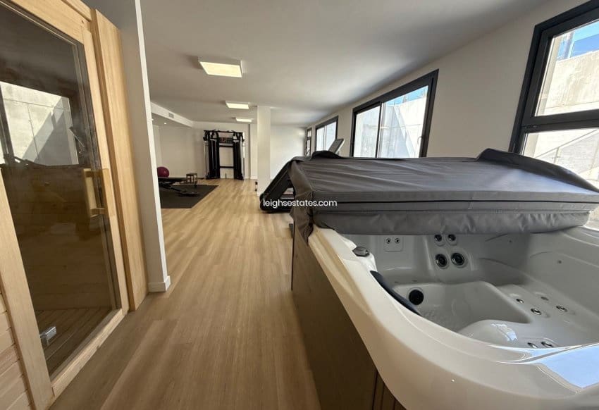 3 chambre Appartement à vendre à Playa Flamenca avec piscine - 485 000 € (Ref: 9000759)