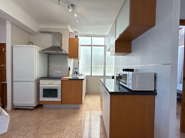 Apartamento de 3 habitaciones en Torrevieja en venta - 275.000 € (Ref: 9010412)