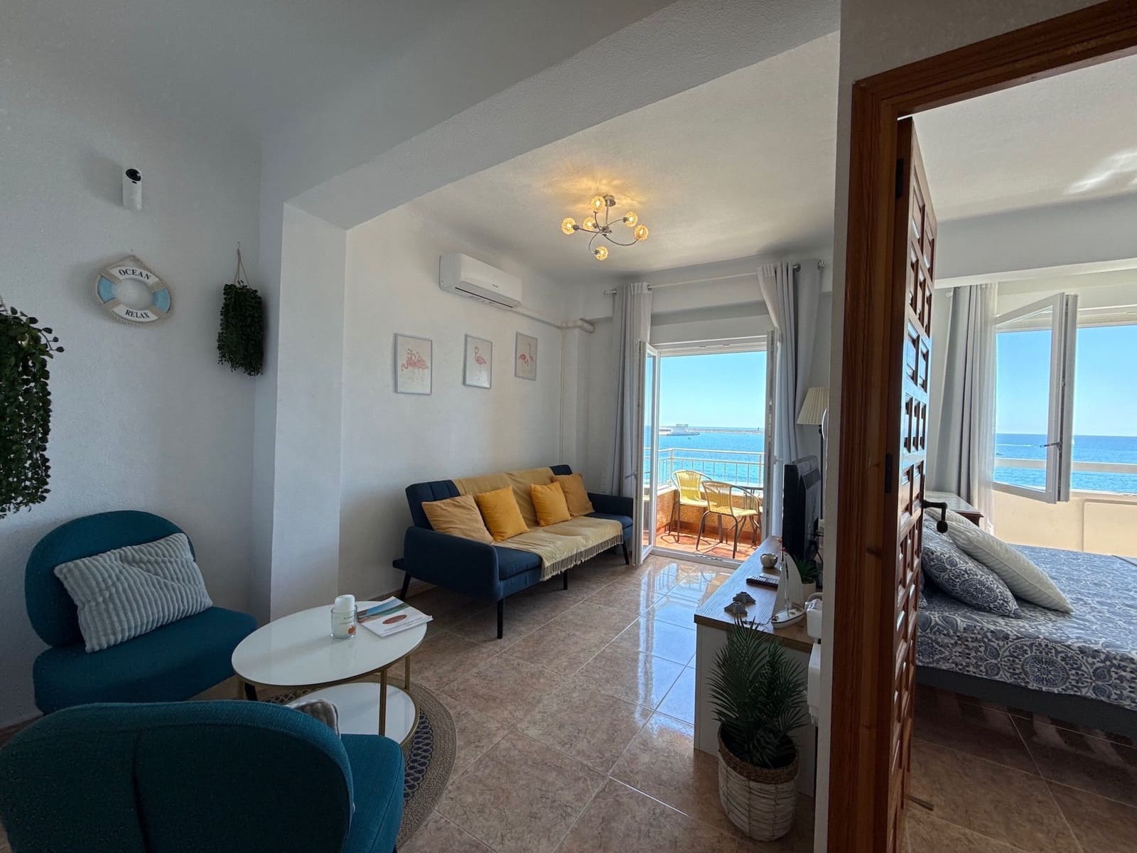 Apartamento de 3 habitaciones en Torrevieja en venta - 275.000 € (Ref: 9010412)