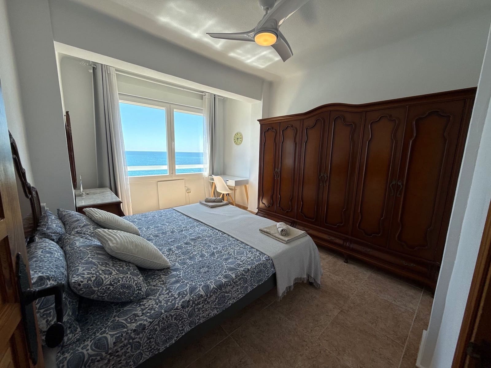 Apartamento de 3 habitaciones en Torrevieja en venta - 275.000 € (Ref: 9010412)