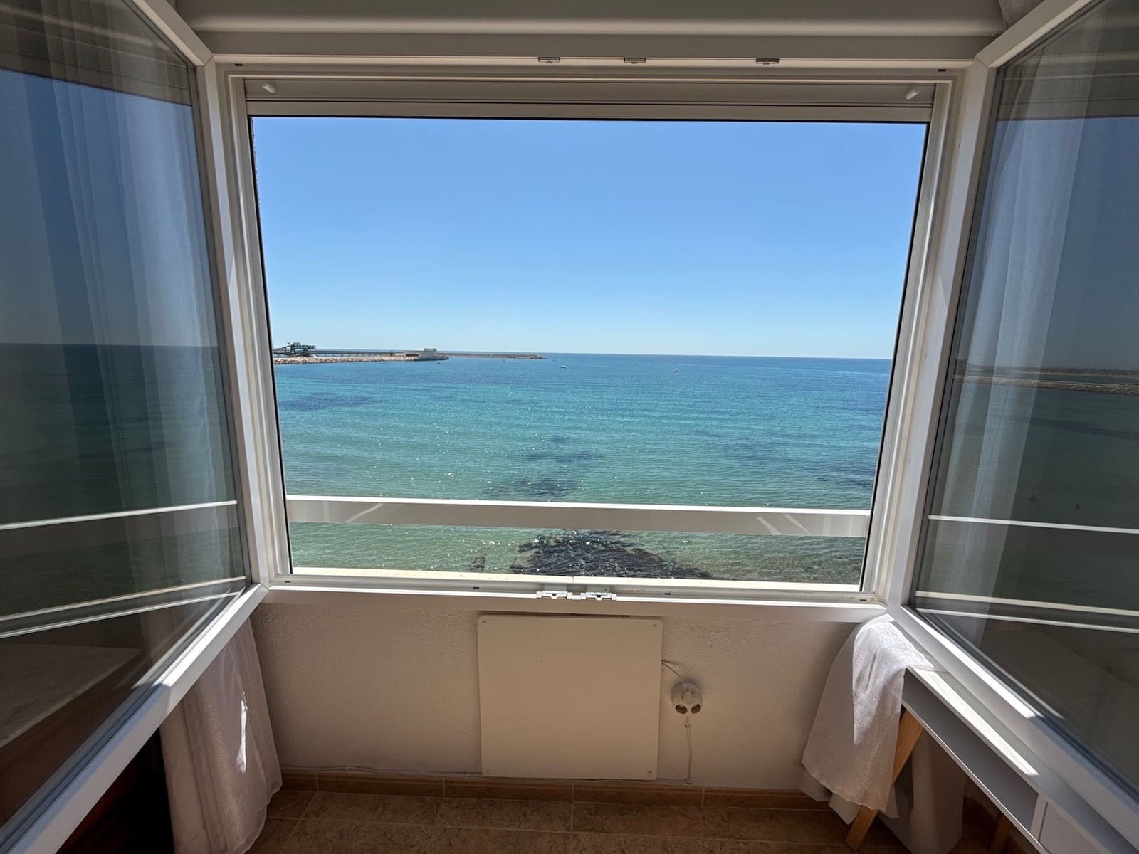 Apartamento de 3 habitaciones en Torrevieja en venta - 275.000 € (Ref: 9010412)