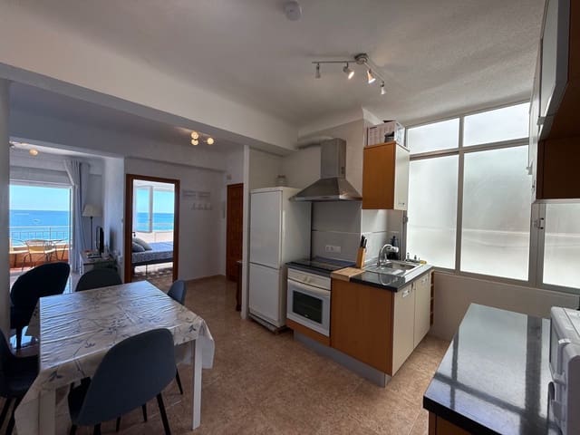 Apartamento de 3 habitaciones en Torrevieja en venta - 275.000 € (Ref: 9010412)