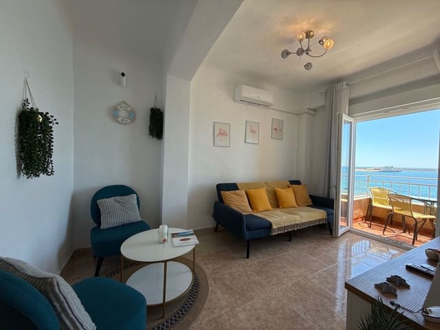 Apartamento de 3 habitaciones en Torrevieja en venta - 275.000 € (Ref: 9010412)