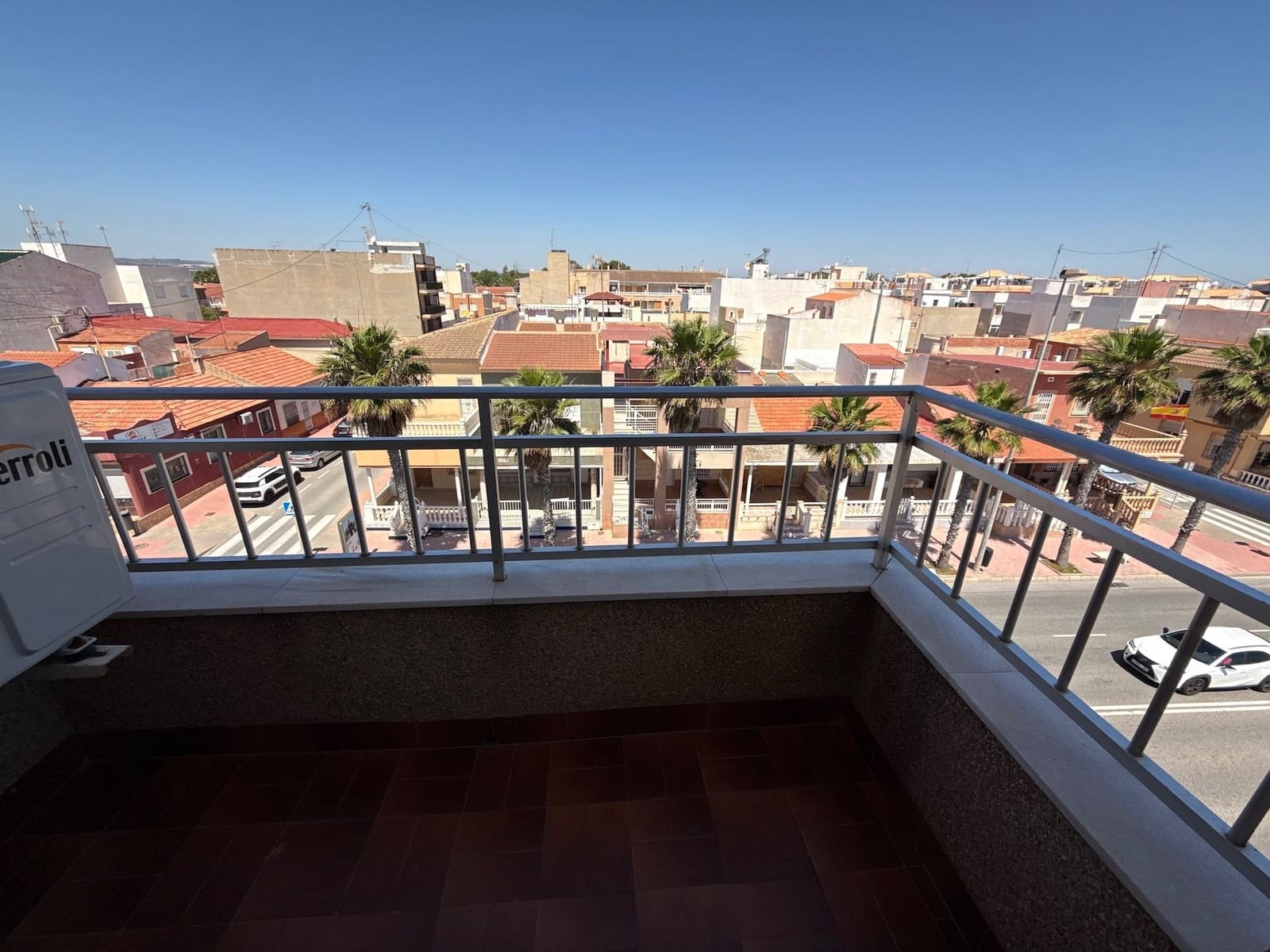 Apartamento de 3 habitaciones en Torrevieja en venta - 275.000 € (Ref: 9010412)