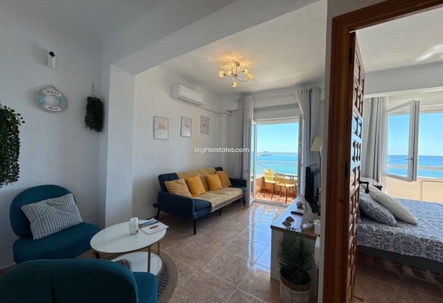 3 makuuhuone Huoneisto myytävänä paikassa Torrevieja - 275 000 € (Ref: 9010412)