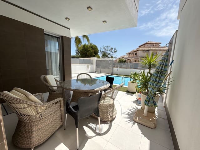 3 bedroom Villa for sale in Lomas de Cabo Roig - Los Dolses, Orihuela with pool garage - € 405,000 (Ref: 9077755)