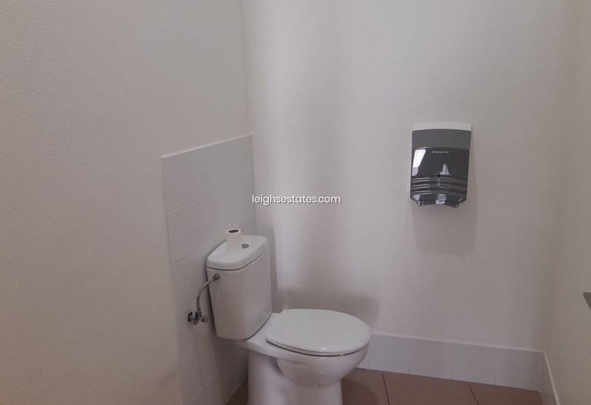 Comercial para venda em San Pedro del Pinatar - 290 000 € (Ref: 9081290)