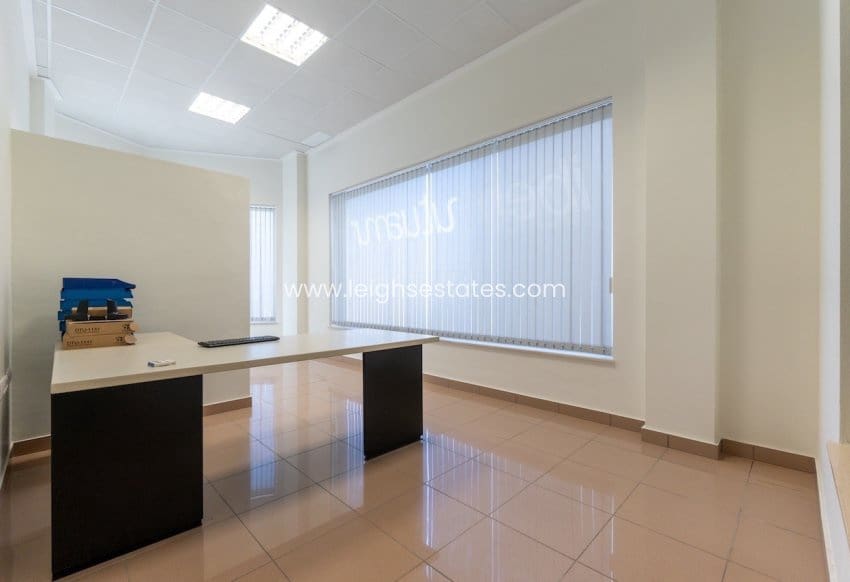 Commercieel te koop in San Pedro del Pinatar - € 259.000 (Ref: 9081290)