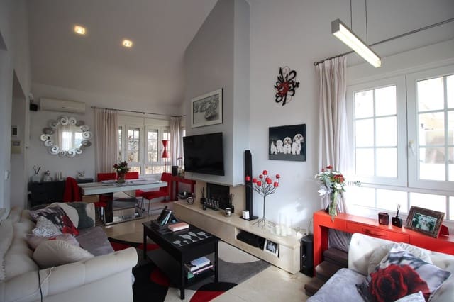 4 bedroom Villa for sale in Las Ramblas Golf, Orihuela with pool - € 345,000 (Ref: 9118541)