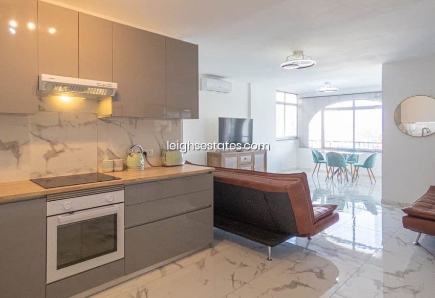 1 bedroom Apartment for sale in Villamartin with pool - € 155,000 (Ref: 9165500)