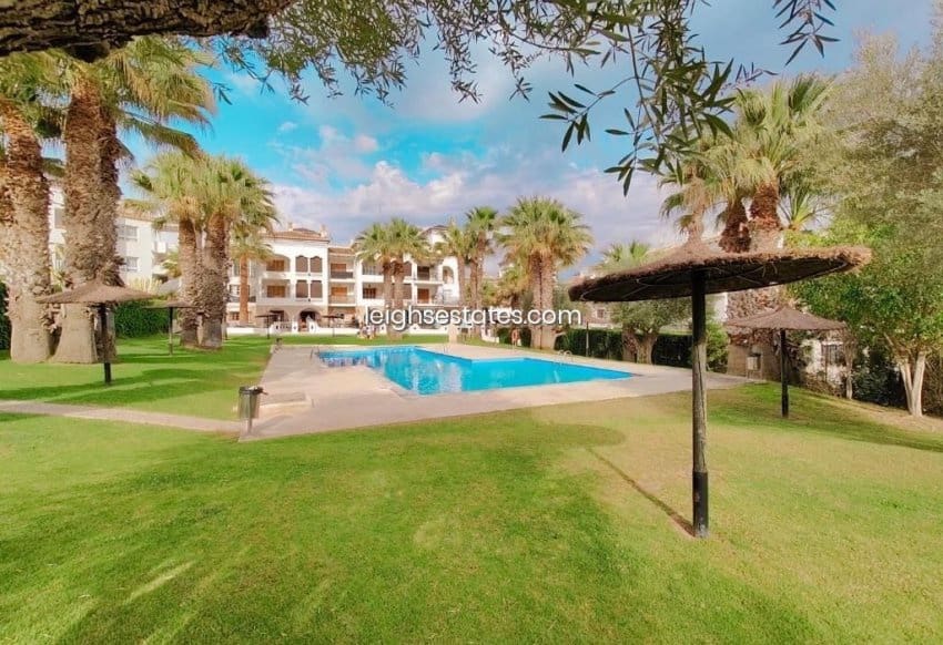 1 bedroom Apartment for sale in Villamartin with pool - € 155,000 (Ref: 9165500)