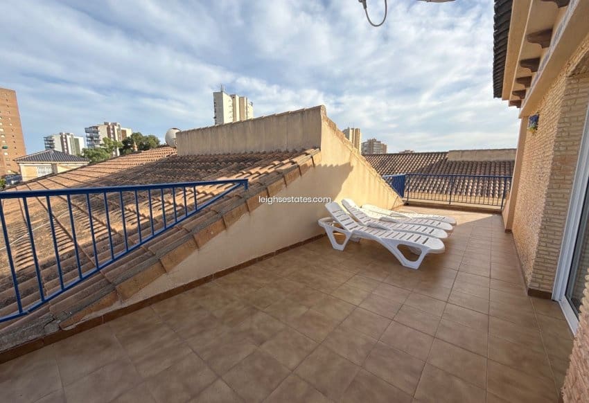 4 bedroom Townhouse for sale in Dehesa de Campoamor with garage - € 355,000 (Ref: 9209077)