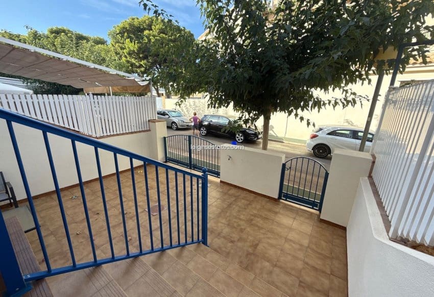 4 bedroom Townhouse for sale in Dehesa de Campoamor with garage - € 355,000 (Ref: 9209077)