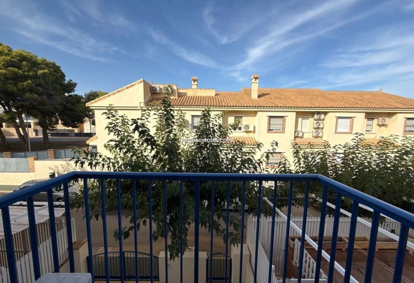 4 bedroom Townhouse for sale in Dehesa de Campoamor with garage - € 355,000 (Ref: 9209077)