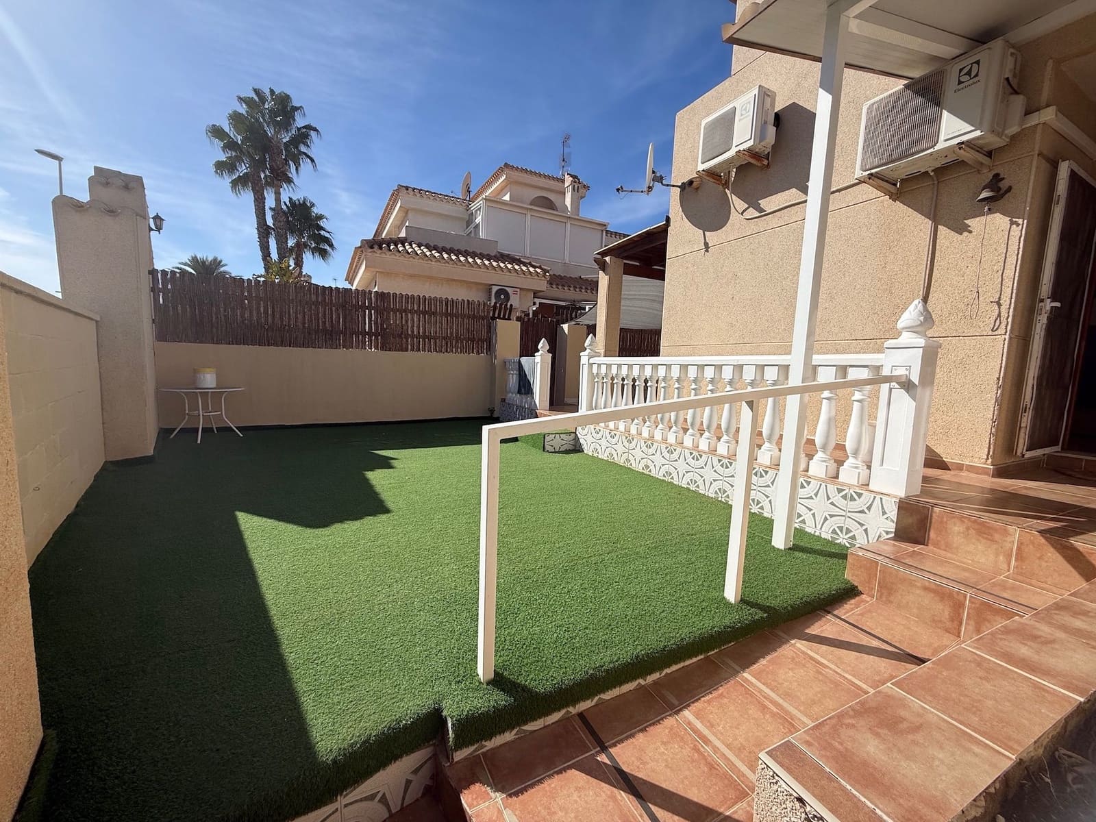 3 sypialnia Dom na sprzedaż w Playa Flamenca z basenem - 239 000 € (Ref: 9232279)