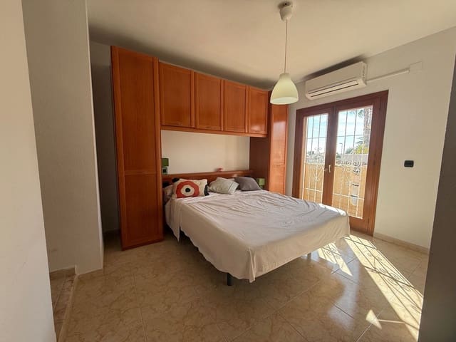 3 sypialnia Dom na sprzedaż w Playa Flamenca, Orihuela z basenem - 239 000 € (Ref: 9232279)