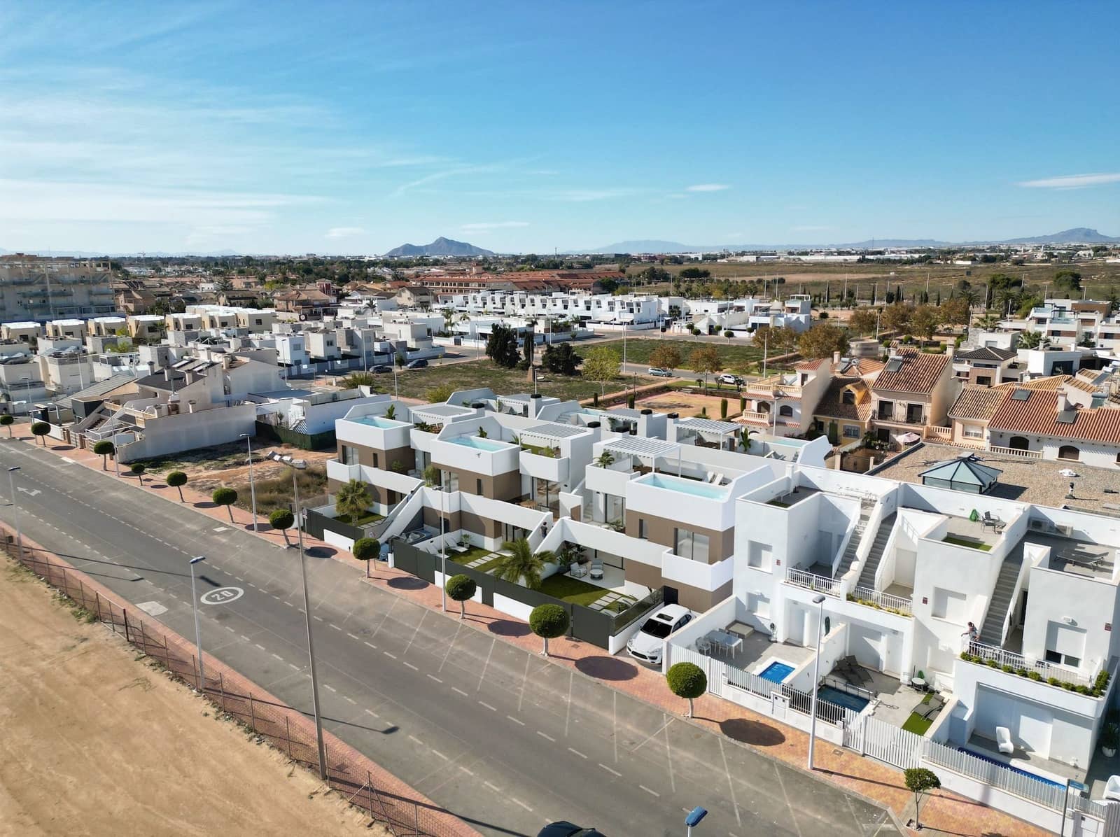 2 bedroom Apartment for sale in San Pedro del Pinatar with pool garage - € 304,900 (Ref: 9235990)